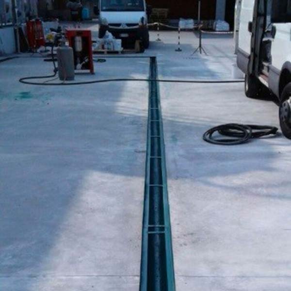 CHEMISCHE- UND PHARMAINDUSTRIE