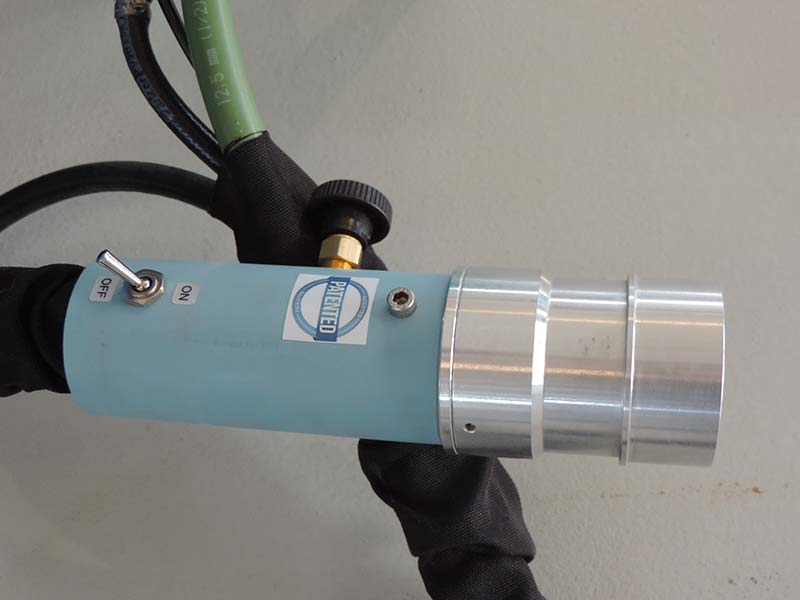 MITTELGROßE PISTOLE